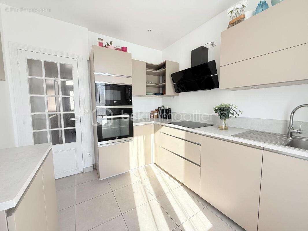 Maison à BONNEUIL-SUR-MARNE