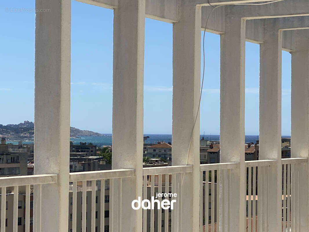 Terrasses avec vue ville et mer - photo 3