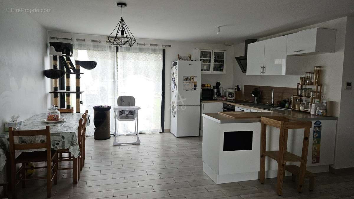 Maison à SAINT-ANDRE-DE-CUBZAC