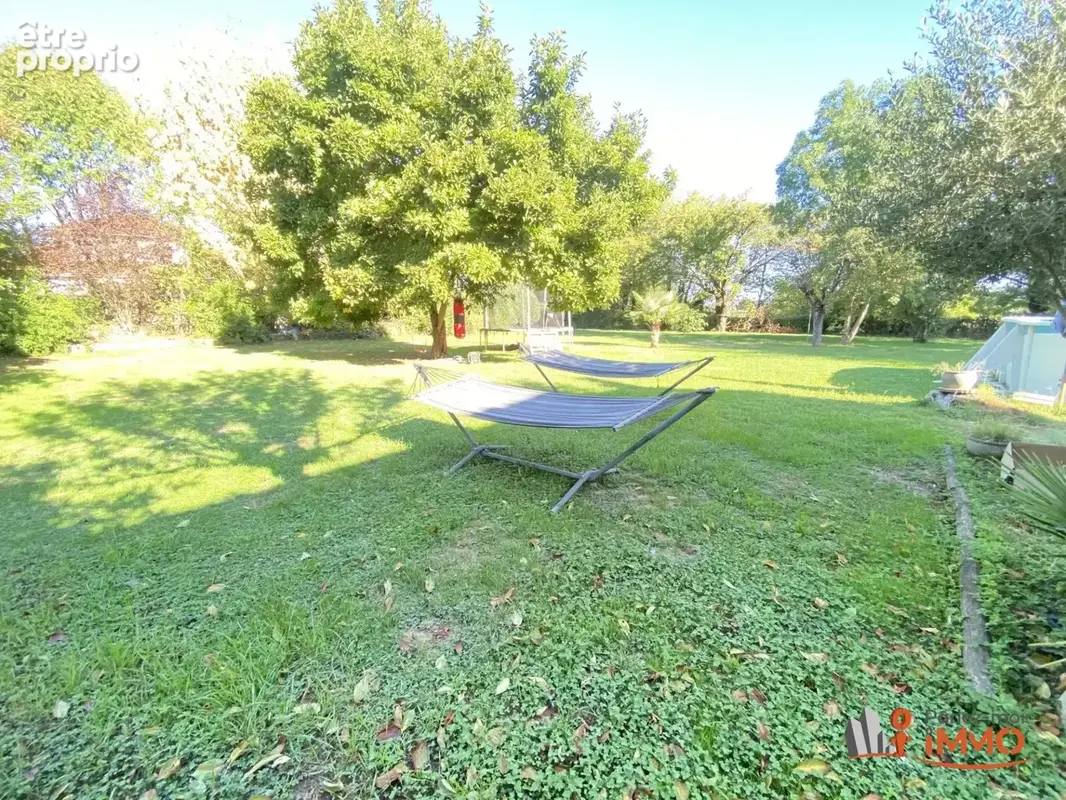 Exclusivité – Charmante maison mitoyenne de 157 m² avec gran - photo 13