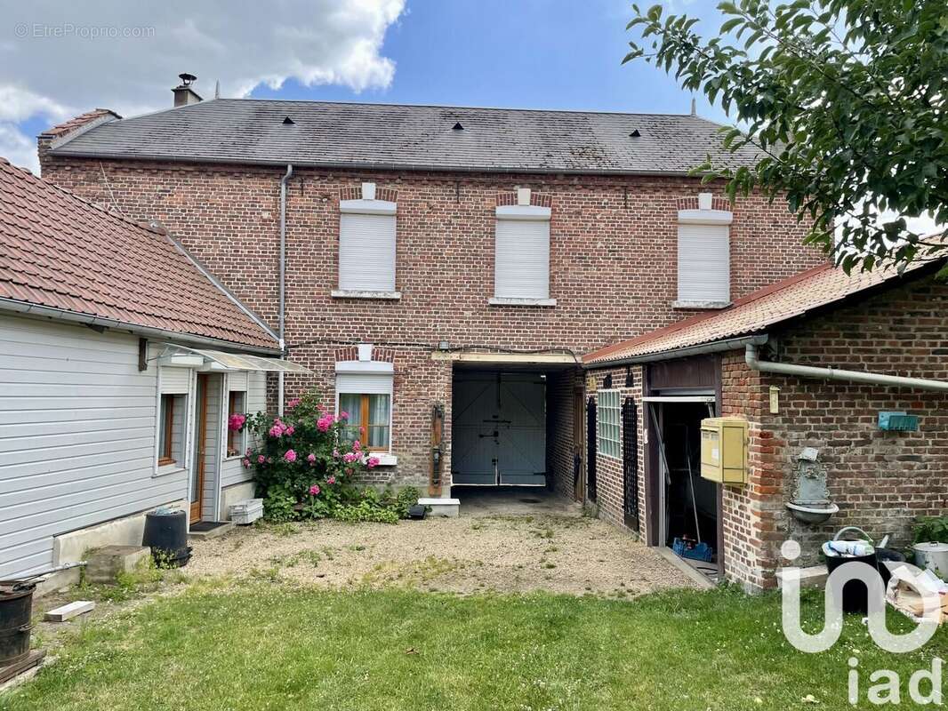 Photo 2 - Maison à COULLEMELLE