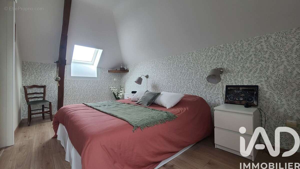 Maison 109 m² à Courleon  - photo 7