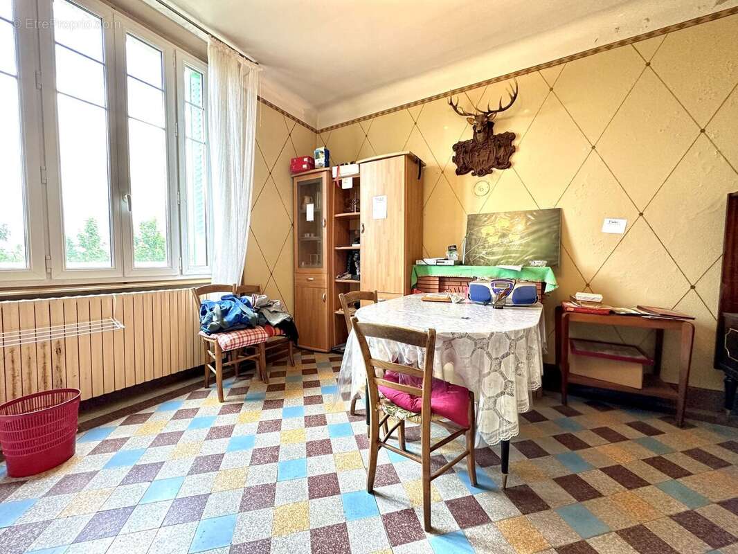 Maison à SAINT-GERVAIS-D&#039;AUVERGNE