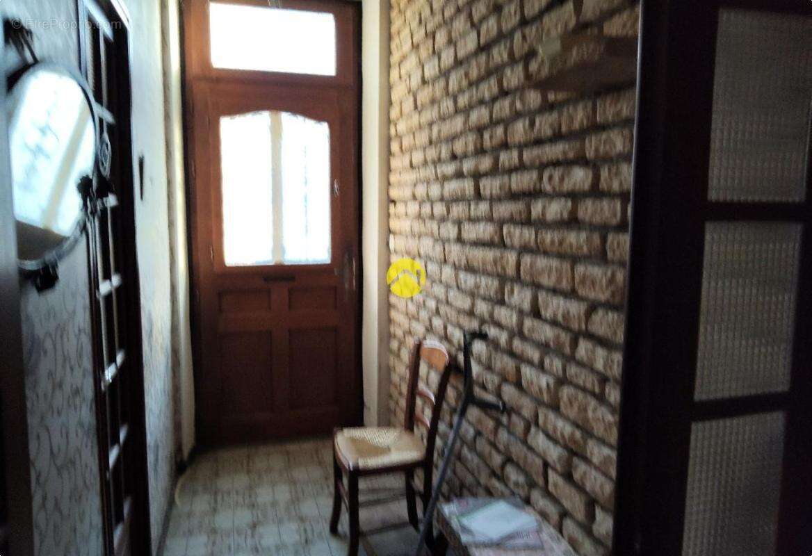 Maison à SAINT-AMAND-MONTROND