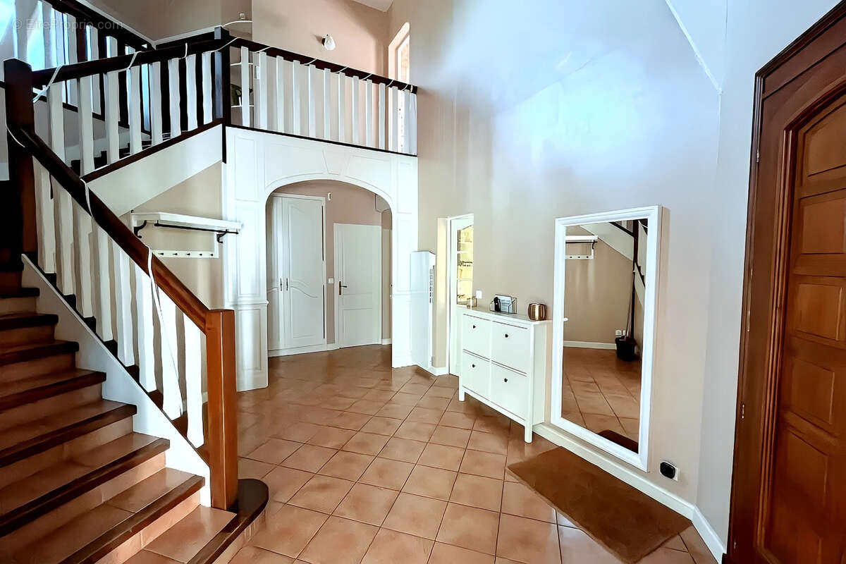 Maison à NANTEUIL-LES-MEAUX