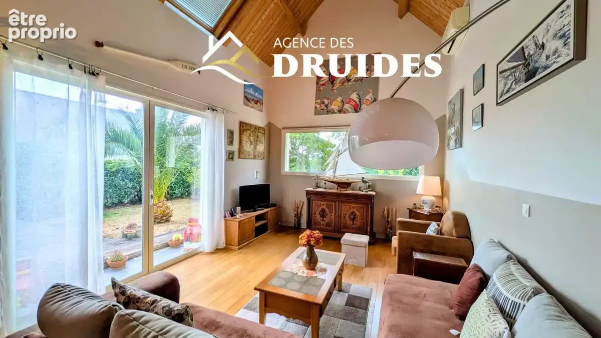 Plouharnel à proximité immédiate des commerces - Superbe maison de 203 m²  - 5 chambres - vie de plain-pied - jardin - garage - photo 6
