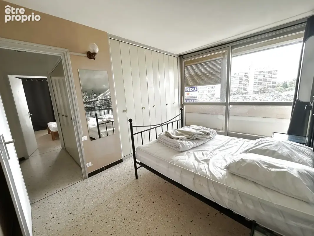 À Balaruc-Les-Bains, grand appartement avec balcon à vendre - photo 9