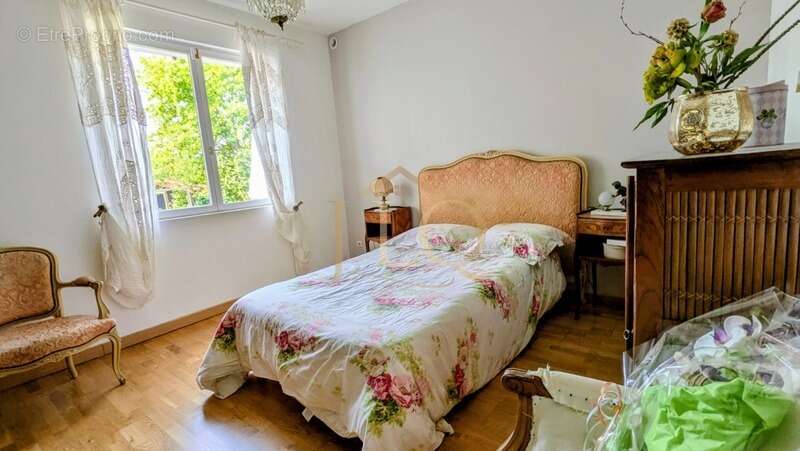 La Maison des Saisons - Maison familiale de 173 m² – 3 chambres – terrain paysager de 3 759 m² - Maintenon (28) - photo 12