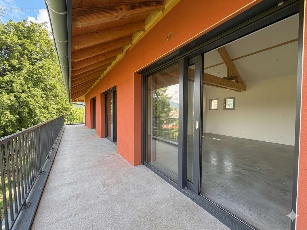 Appartement à MARNAZ
