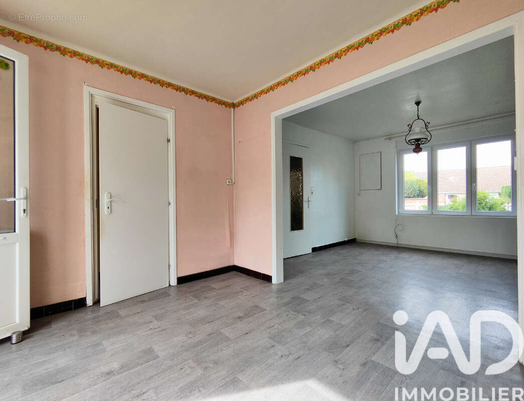 Photo 3 - Maison à RAIMBEAUCOURT