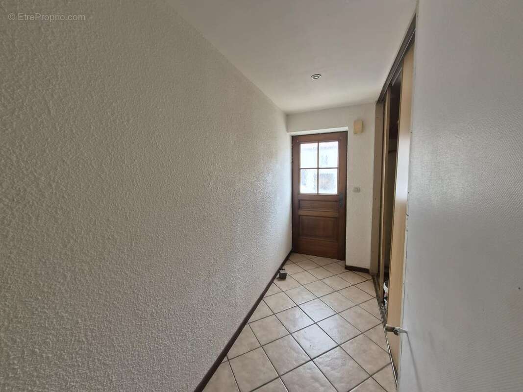 Maison 212 m² à Villey-Saint-Etienne  - photo 2