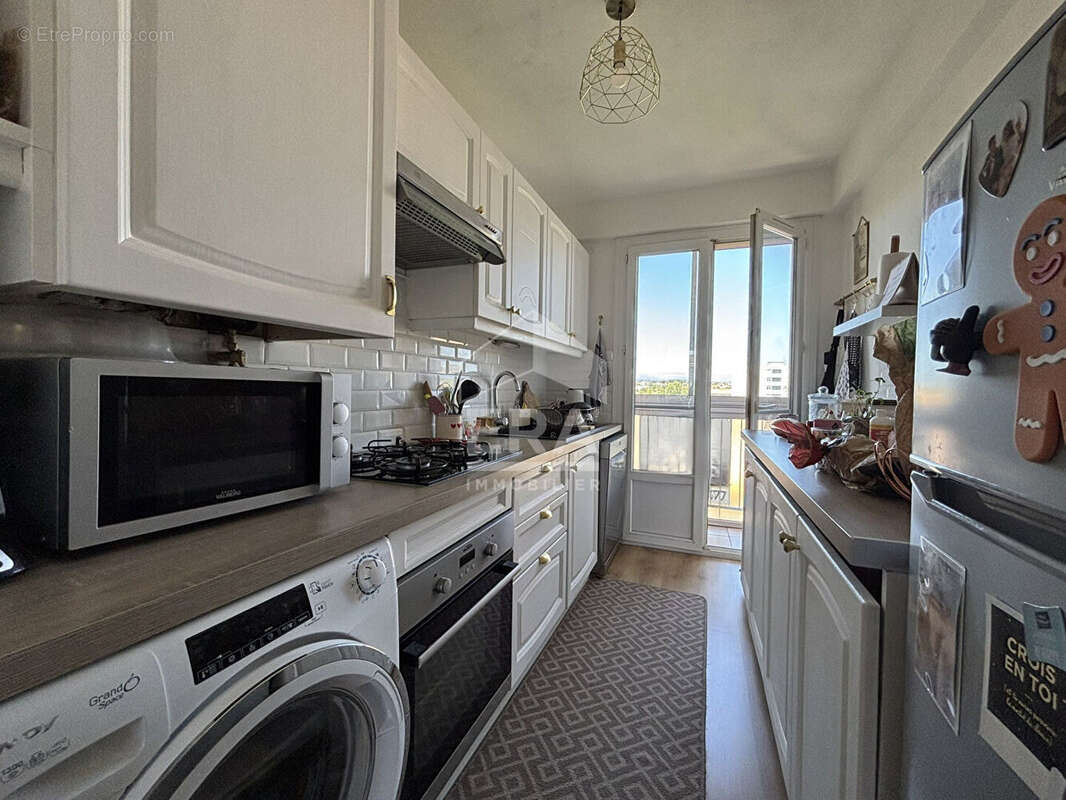 Fréjus Plage ? Appartement 4 pièces de 68 m² avec parking et cave - photo 5