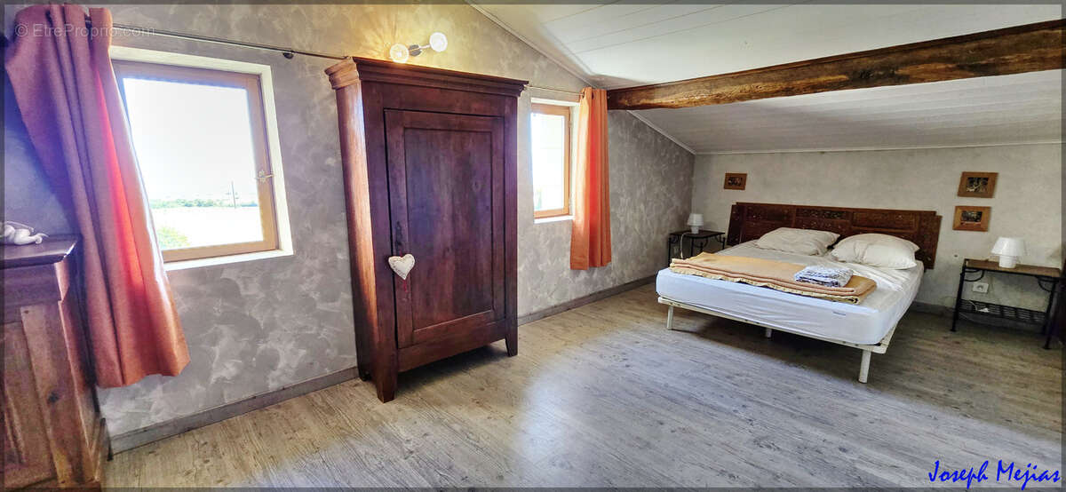 Maison à GLUN