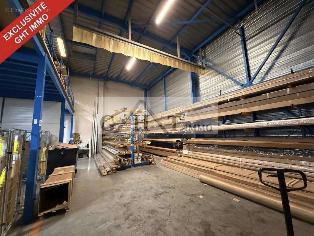 Commerce à EMERAINVILLE