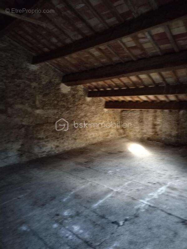 Maison à MALEMORT-DU-COMTAT