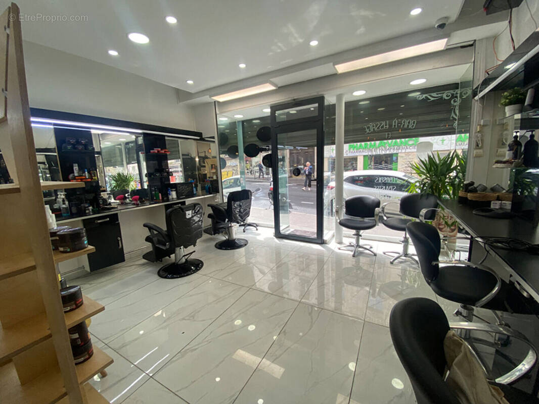 Commerce à PARIS-19E