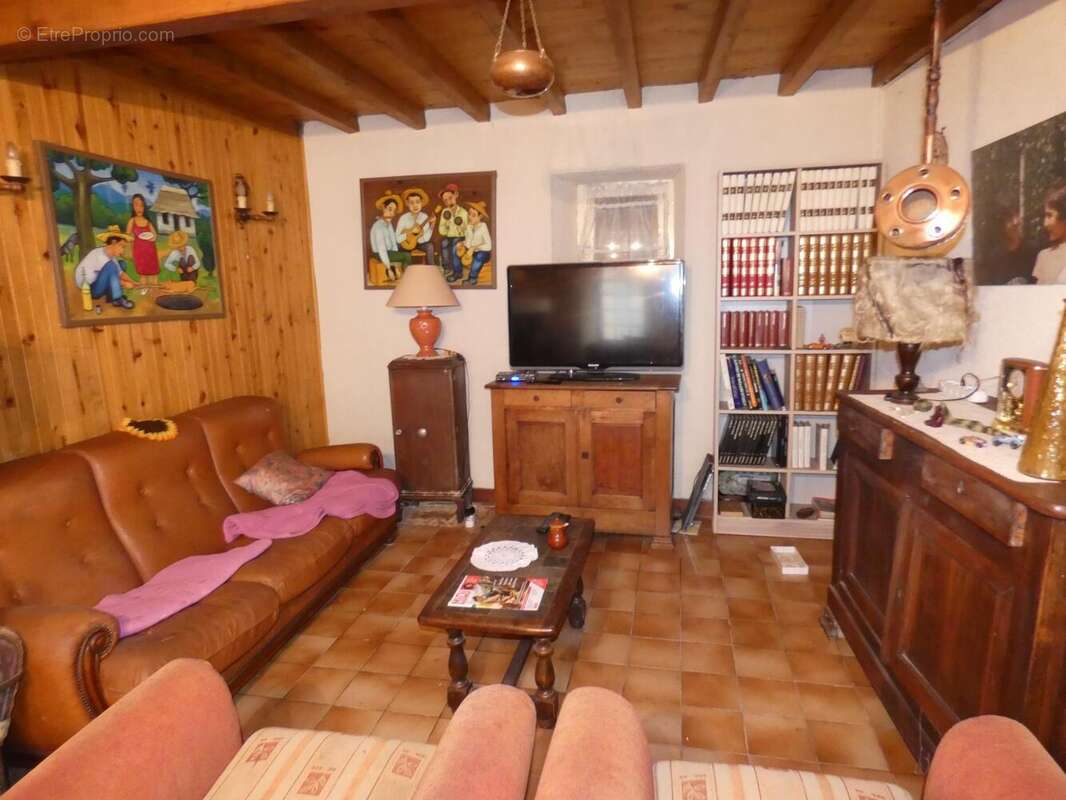 Maison 100 m² à Rouvenac  - photo 4