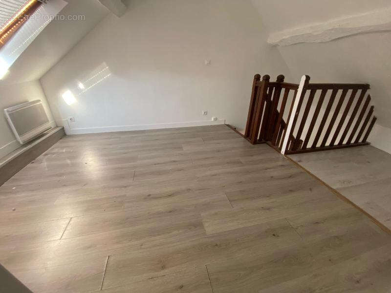 Appartement à VILLIERS-LE-BEL