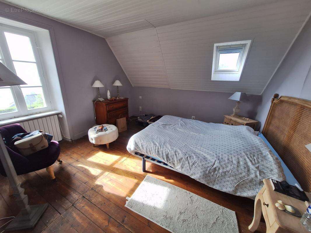 Maison à LOCQUIREC