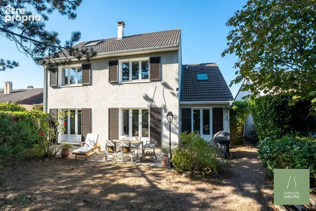 Photo Maison à Montesson au prix de 849 000€