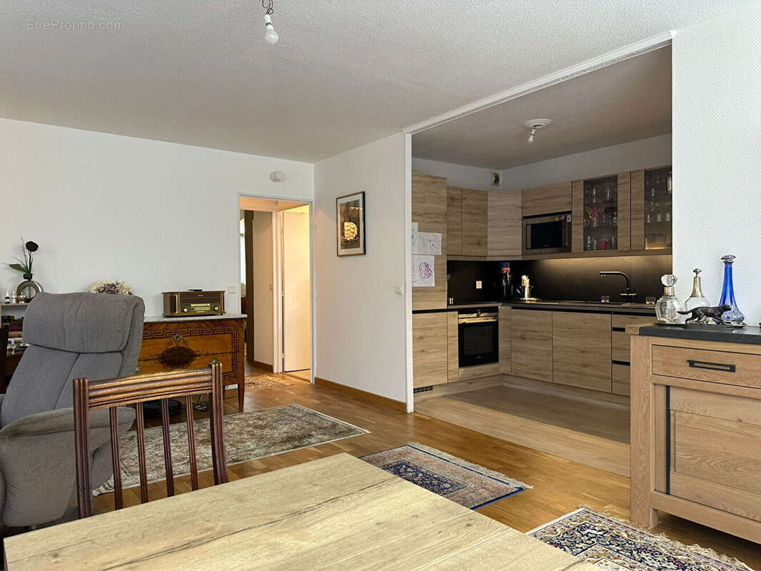 Appartement à MOUGINS