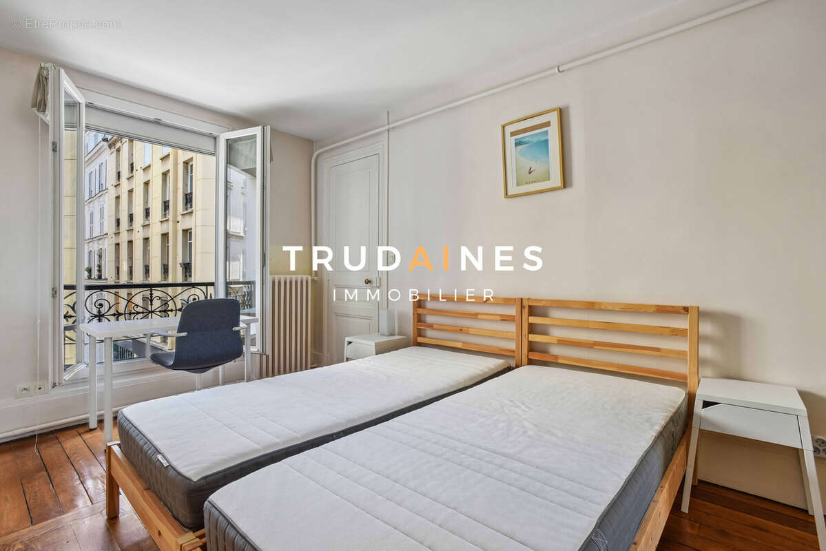 Appartement 3 pièces, 45,12 m2 loi Carrez, 2e étage au plan optimisé et à la vue dégagée. - photo 8