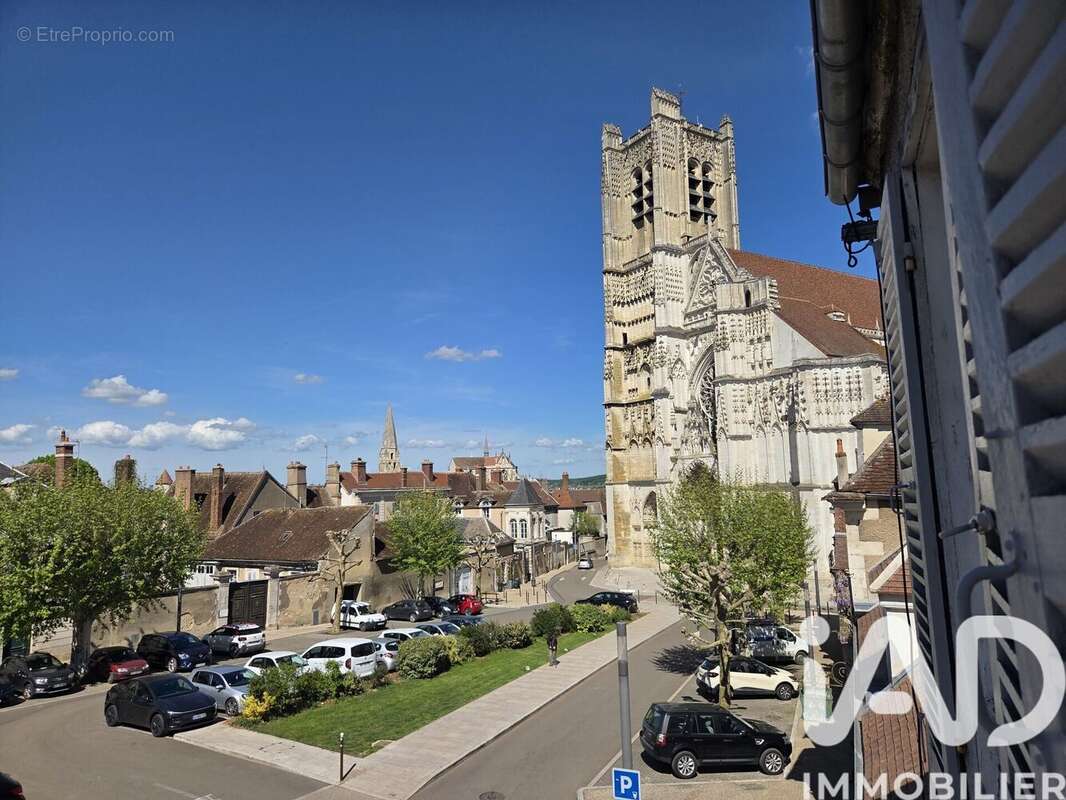 Photo 1 - Appartement à AUXERRE