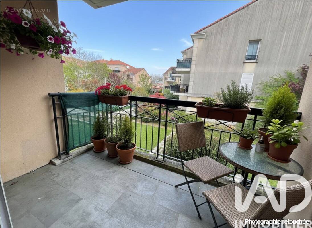 Photo 1 - Appartement à BUSSY-SAINT-GEORGES