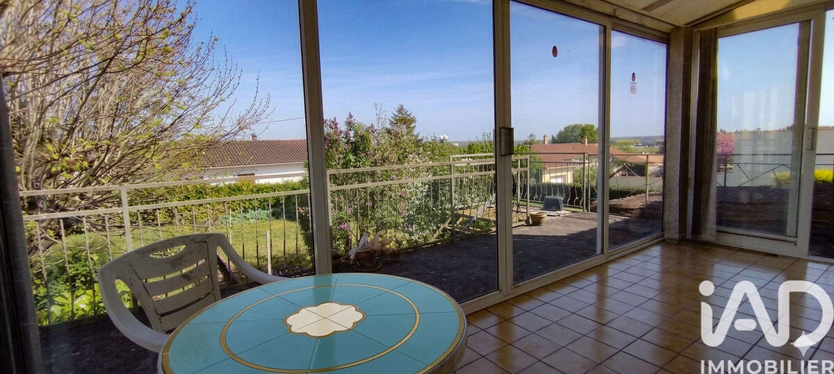 Maison 96 m² à Fontenet  - photo 3
