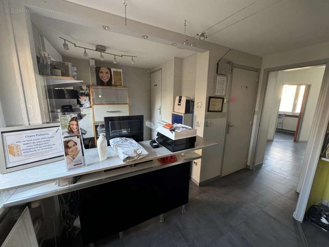 Commerce à WALINCOURT-SELVIGNY