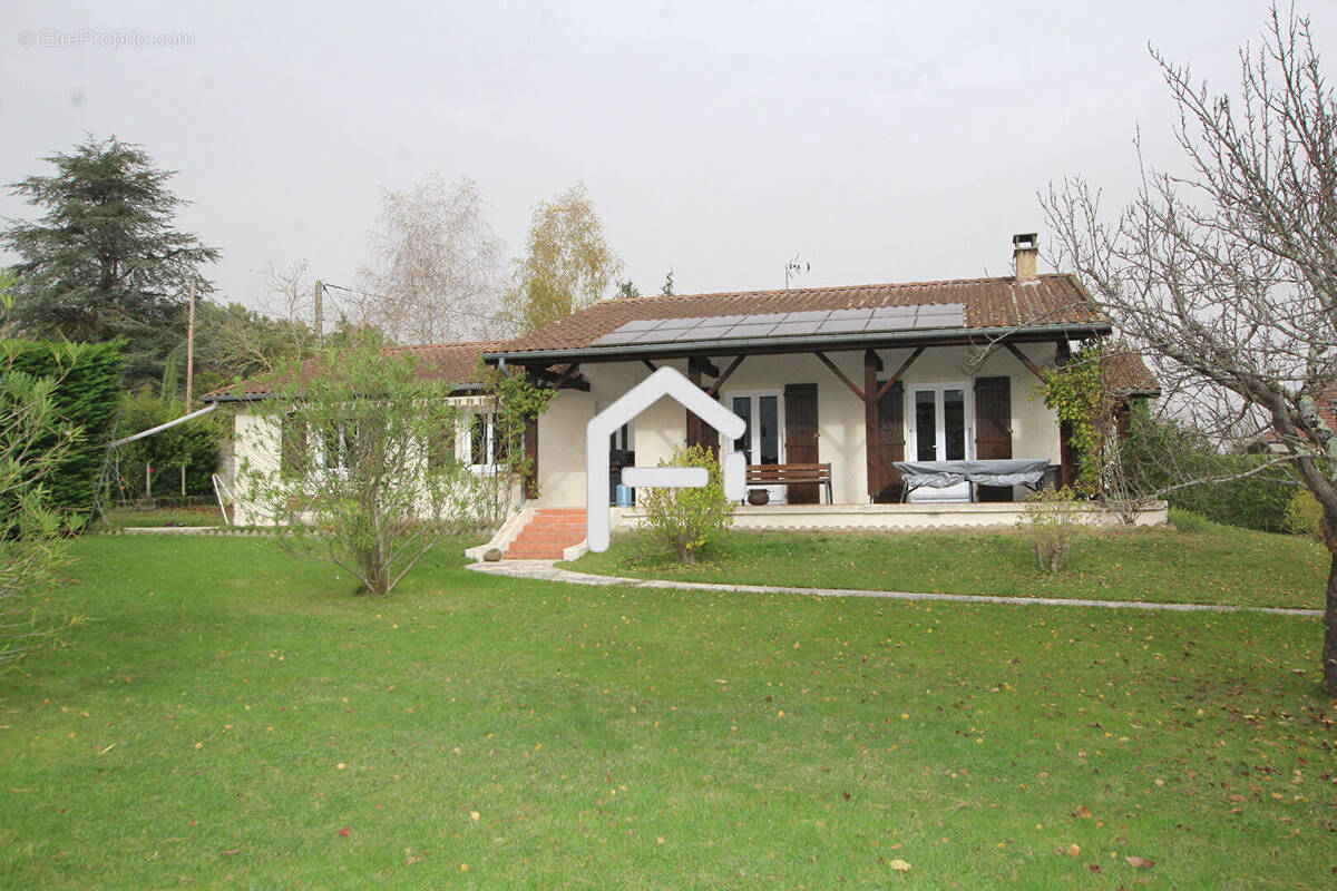 Maison à SAINT-JEAN-DU-FALGA