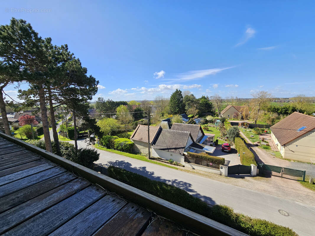 Appartement à VARAVILLE