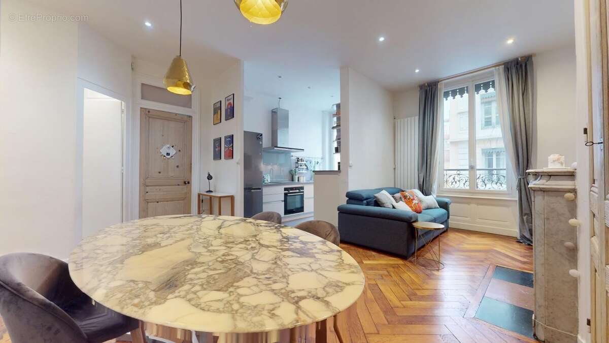 Appartement à LYON-6E