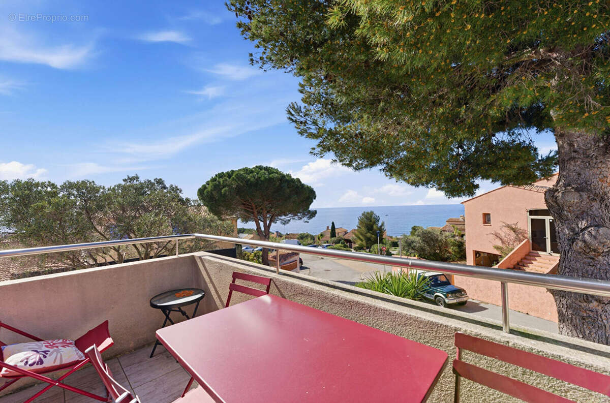 Appartement à SAUSSET-LES-PINS