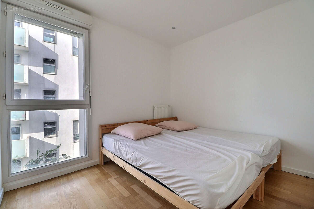 Appartement à AUBERVILLIERS