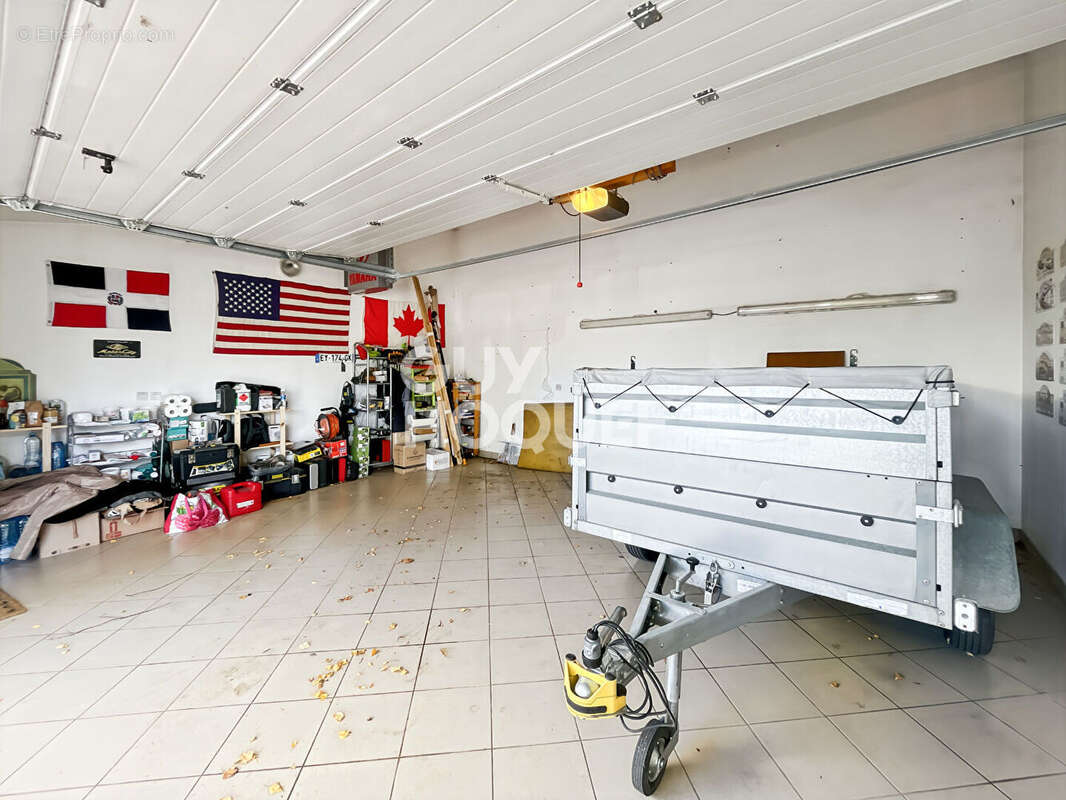 Maison à FONTENAY-TRESIGNY