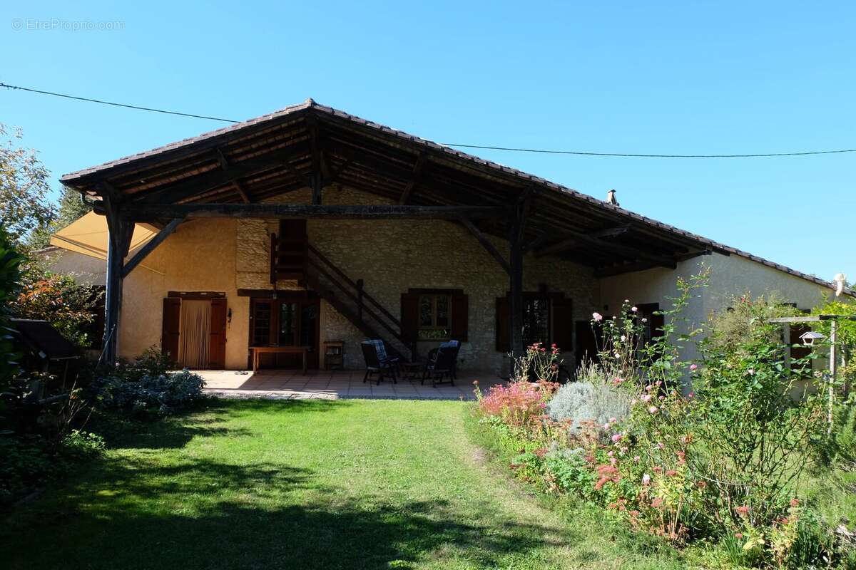 Appartement à LAUZUN