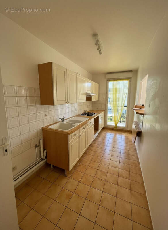 Appartement à BUSSY-SAINT-GEORGES