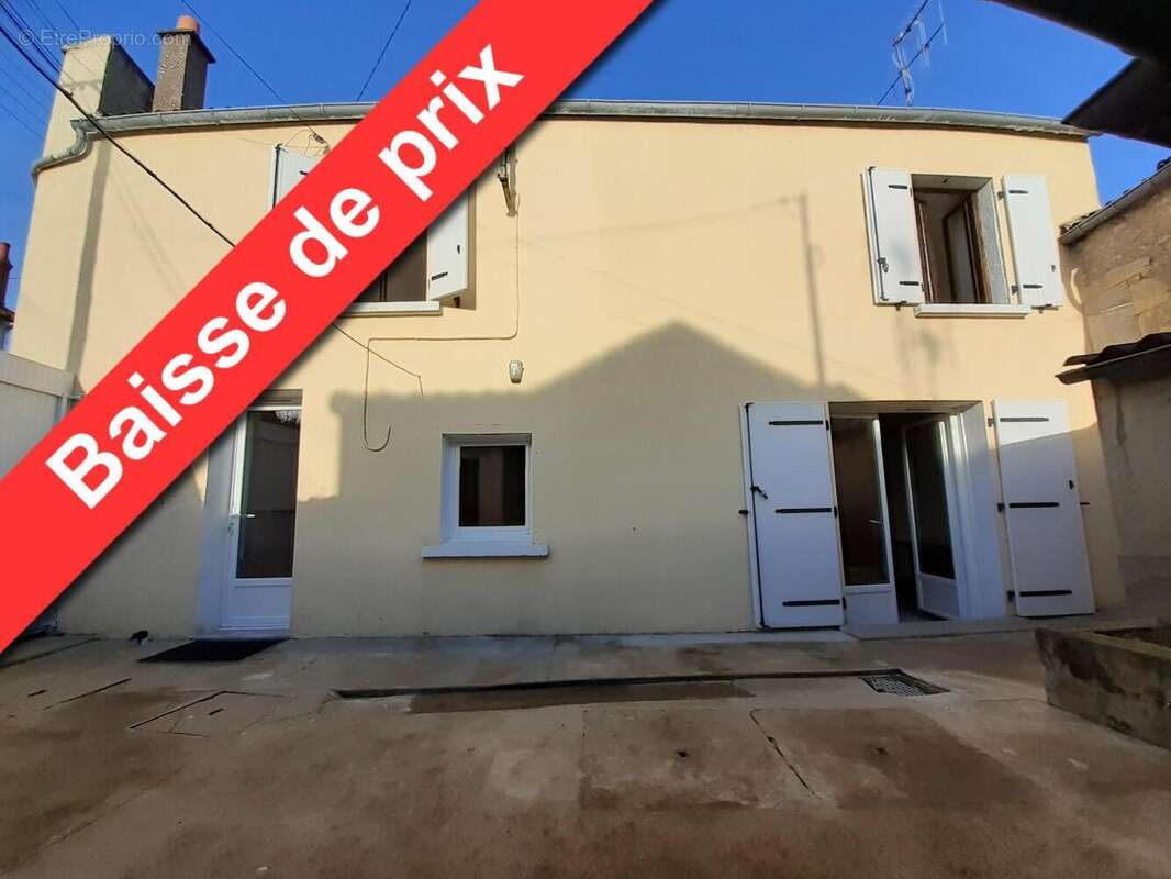   - Maison à SAINTE-VERGE