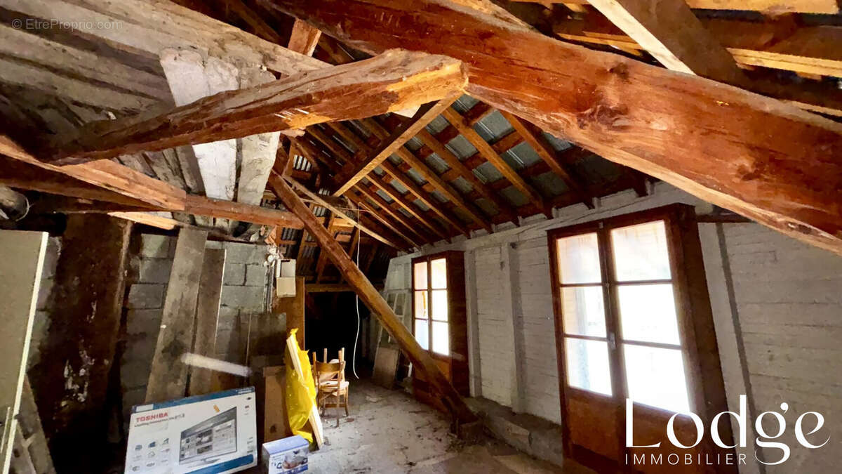 Maison 400 m² à Pelvoux  - photo 7