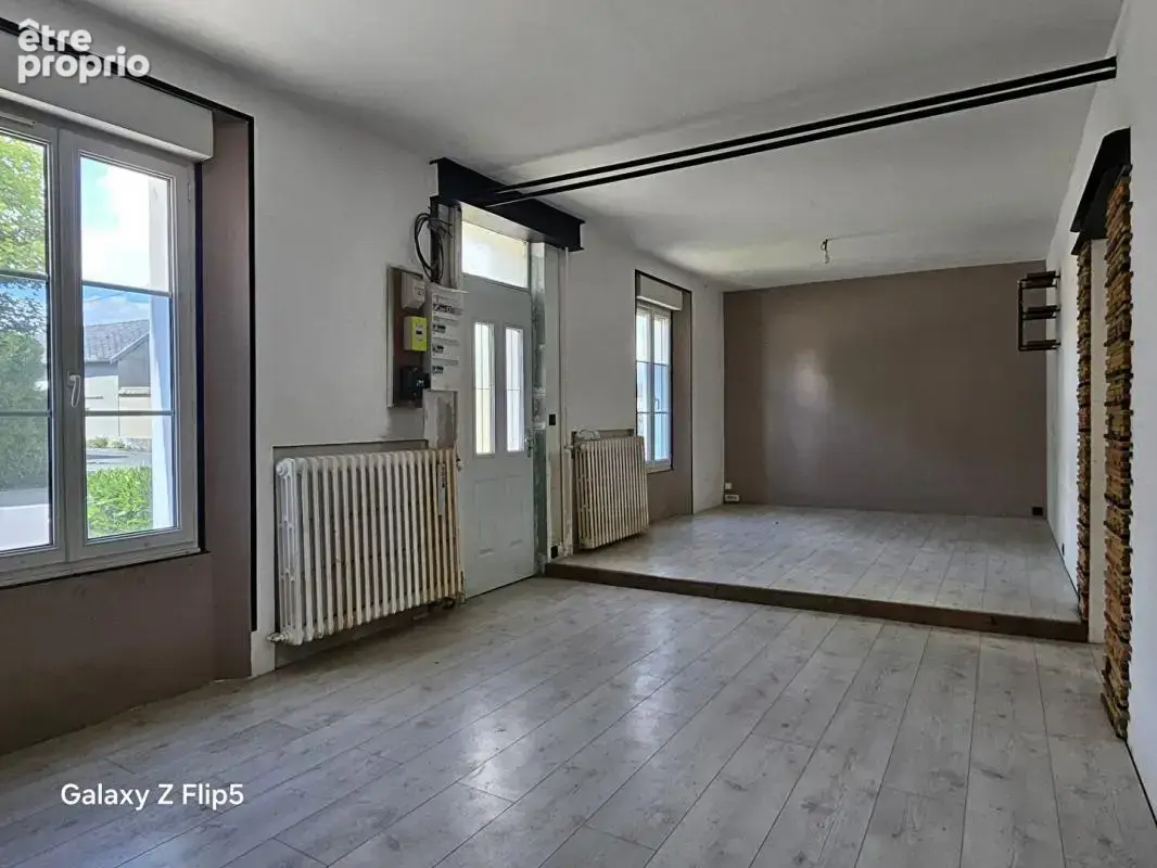 Maison Pontfaverger Moronvilliers 4 pièce(s) 109 m2 - photo 2