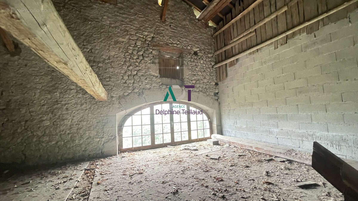 Maison à MONTBONNOT-SAINT-MARTIN