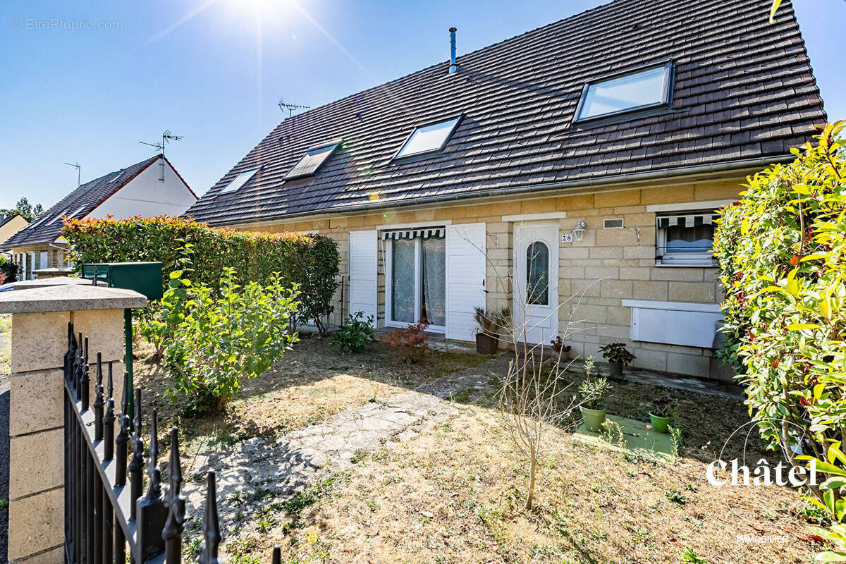 Maison à SENLIS