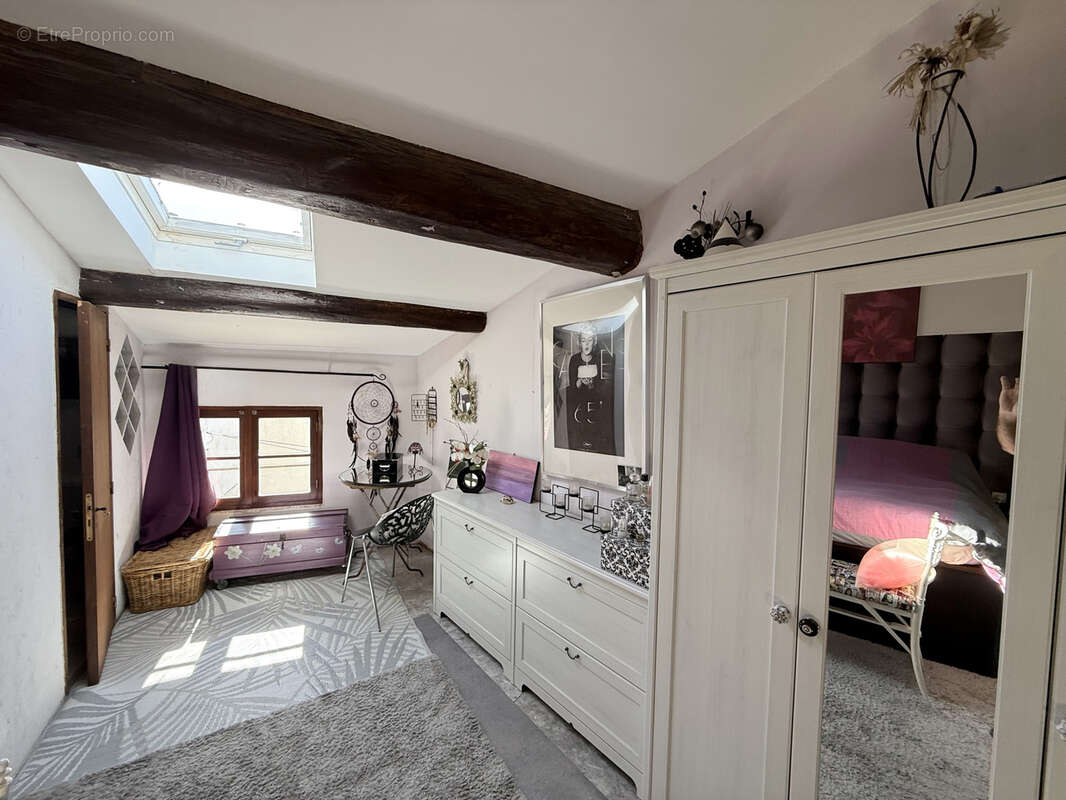 Maison à SAINT-GENIES-DE-FONTEDIT