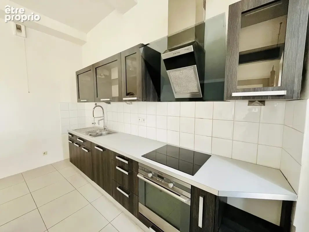 Bastide: Appartement T4 traversant de 103 m2 sans vis à vis - photo 4