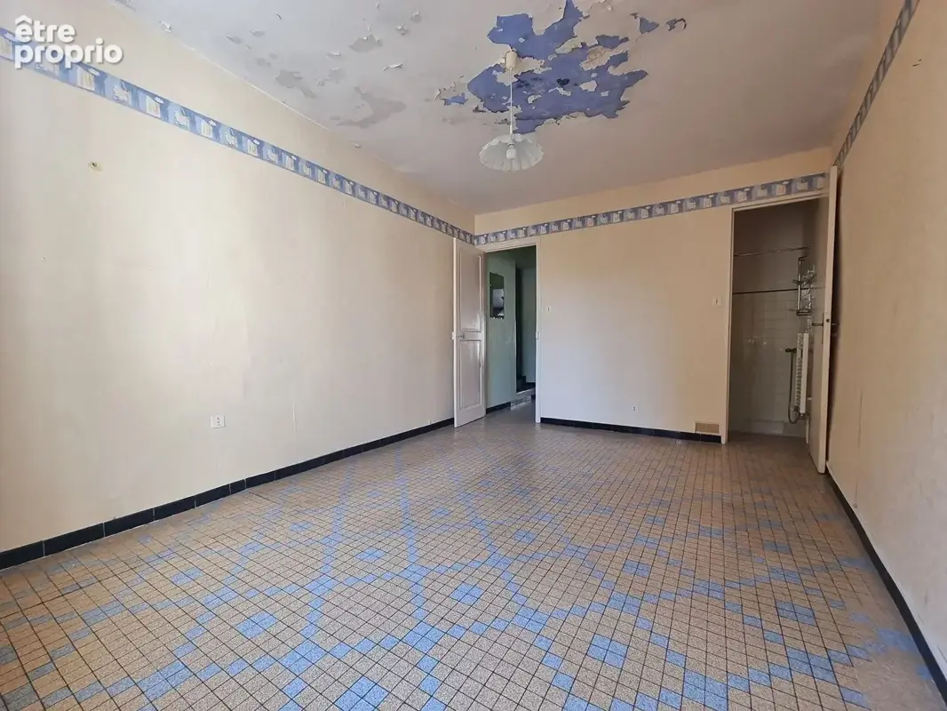 Maison de village à rénover Montagnac 7 pièce(s) 112 m2 - photo 7