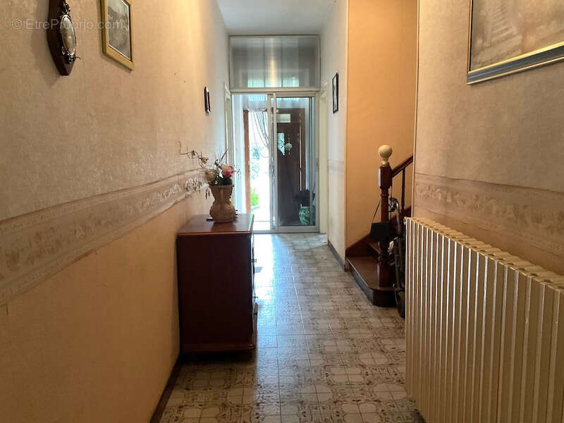 En exclusivité  Maison à vendre 9 pièces LABRUGUIERE (81) - photo 7
