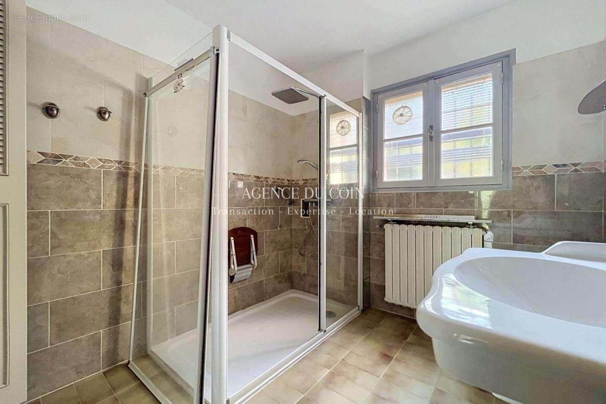 Ideal investisseur maison avec plusieurs logements pouvant ê - photo 6
