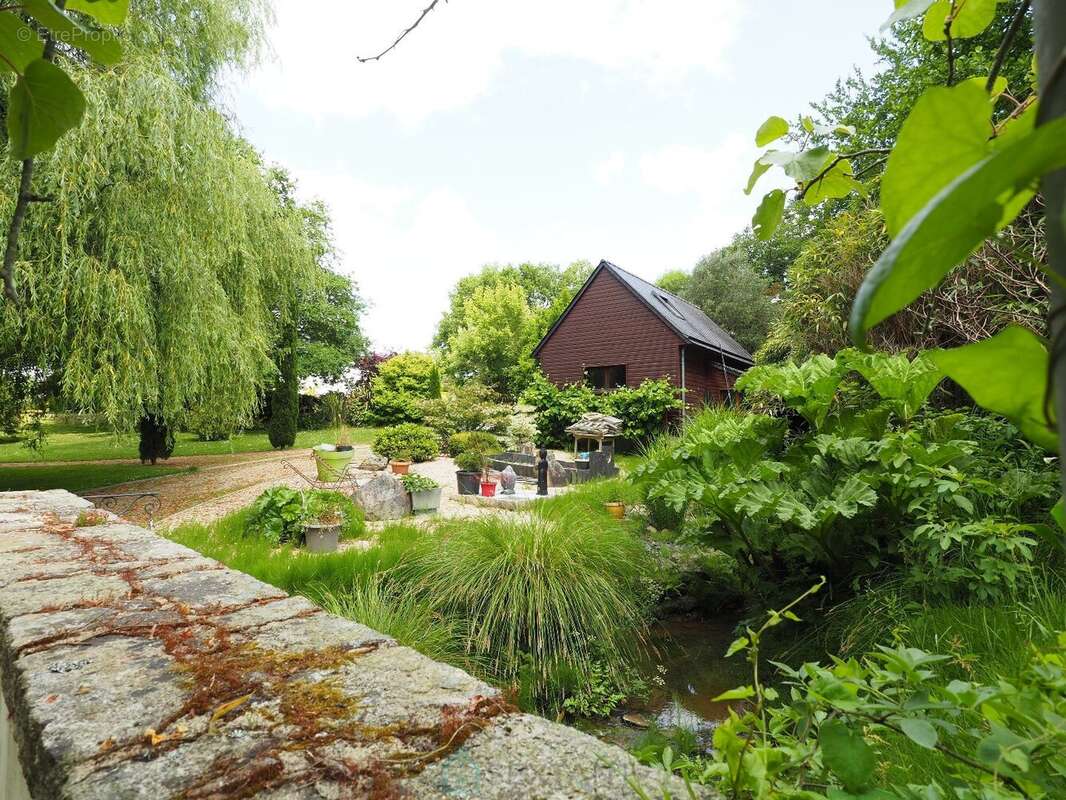Très belle contemporaine sur 19 000 m² de parc paysager avec dépendance et paddock - photo 4
