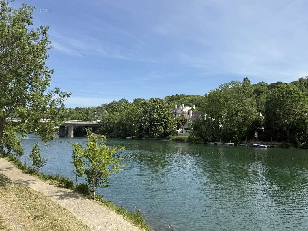 Appartement à SAINT-MAUR-DES-FOSSES